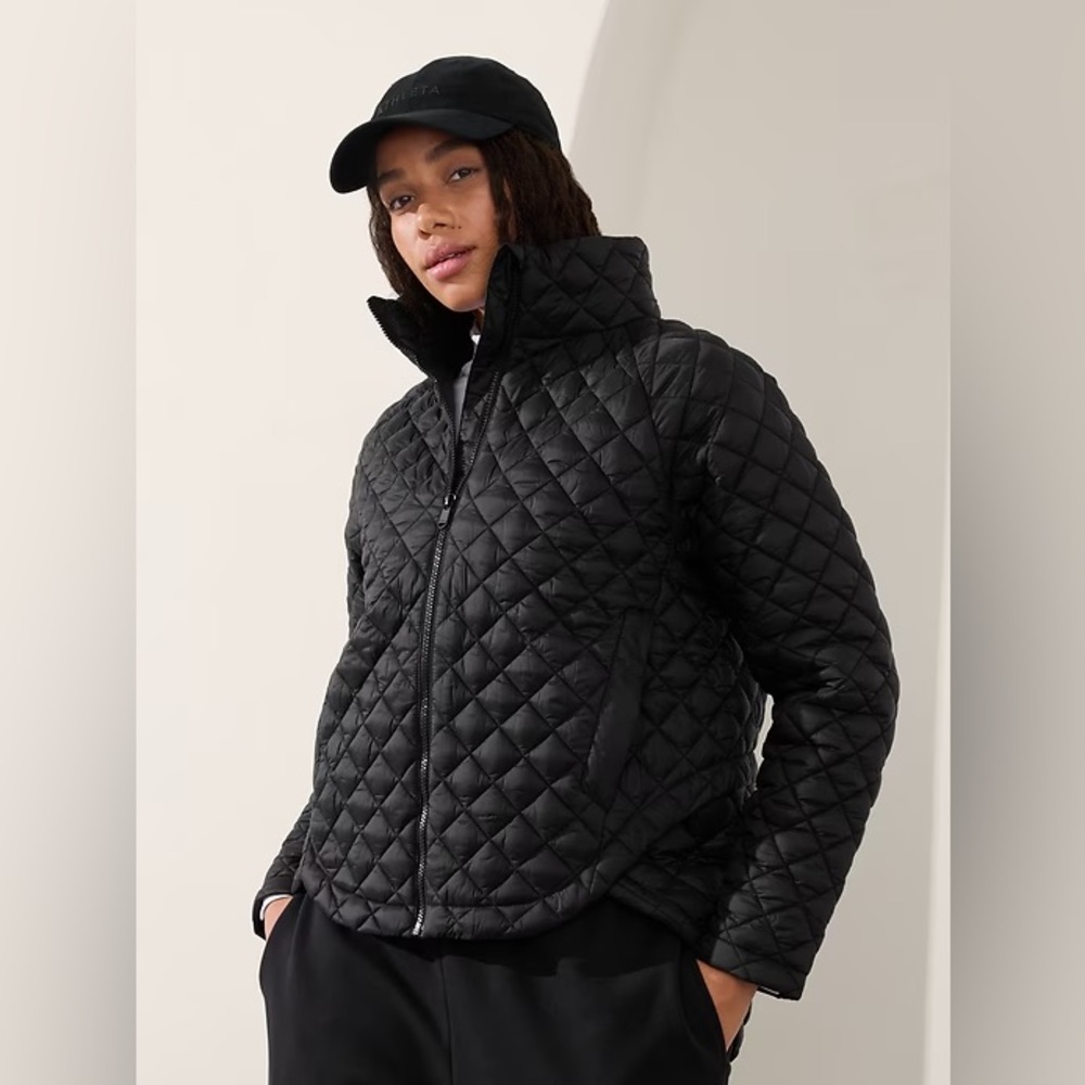 Athleta Whisper Featherless Black Puffer Jacket